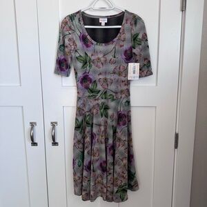 NWT LuLaRoe Nicole Floral Gray Dress Size XS New